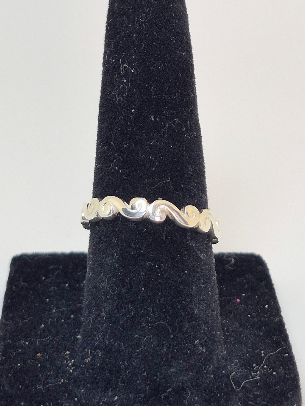 Keith Jack Sterling Size 6 Silver Irish Spiral Ring 925 2mm Full Band Design NWT