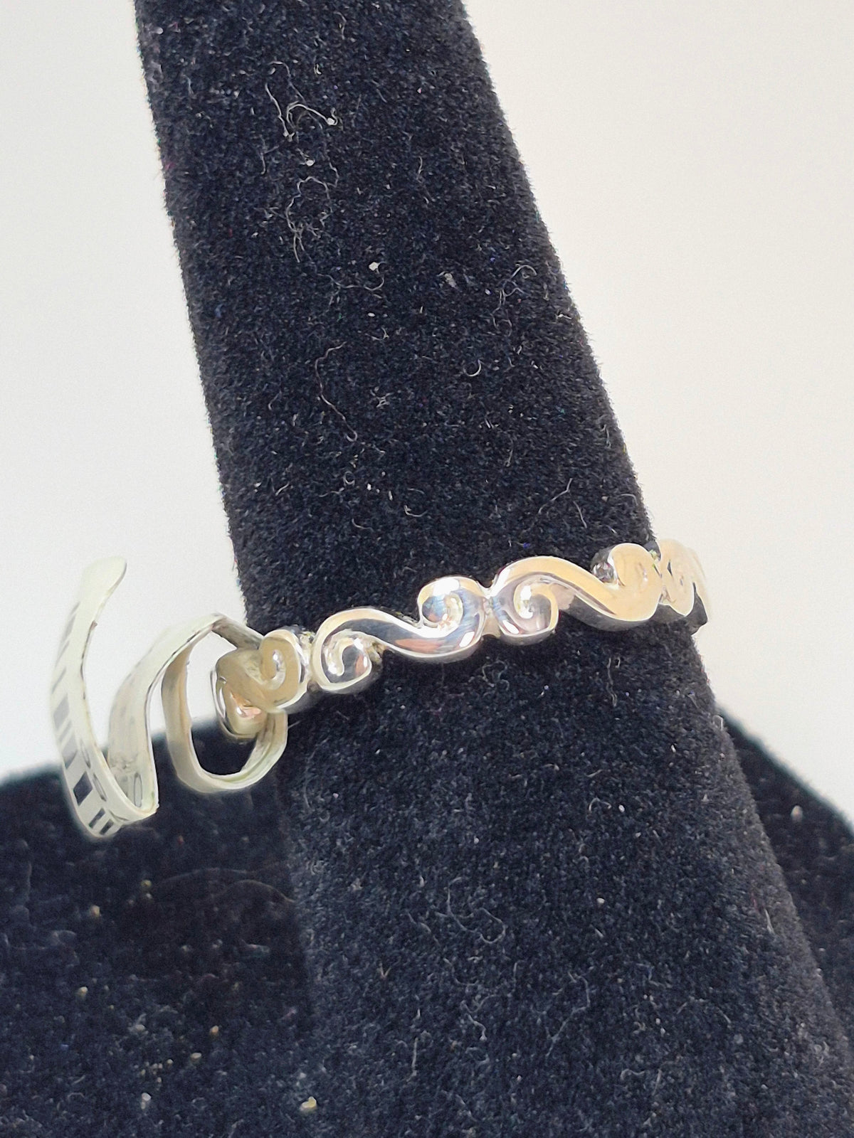 Keith Jack Sterling Size 6 Silver Irish Spiral Ring 925 2mm Full Band Design NWT