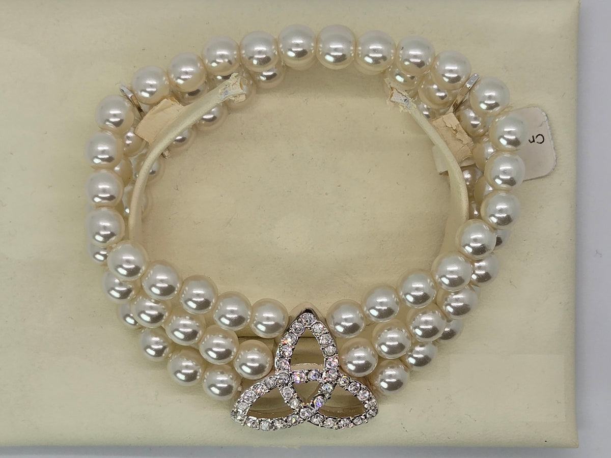 Timeless Treasures 3-Strand Pearl. Irish Celtic Knot Stretch Bracelet NWT
