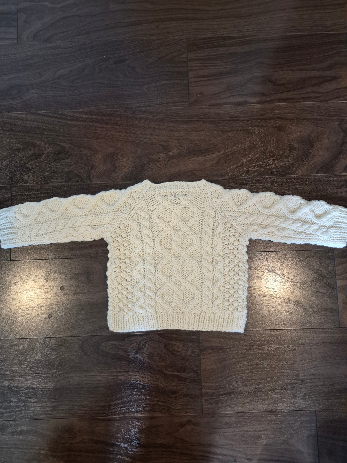 NWT Aran Woollen Mills Cream Cable Knit Baby Sweater Size 3-6m, 6-12m)