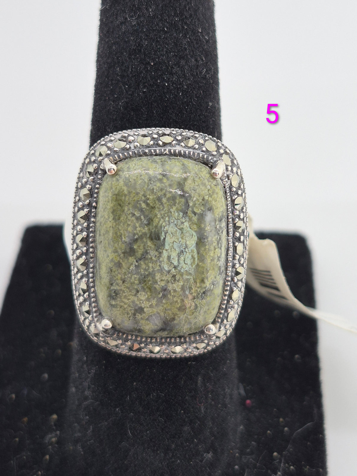 Fáilte Ring by Solvar – Sterling Silver, Connemara Marble & Marcasite