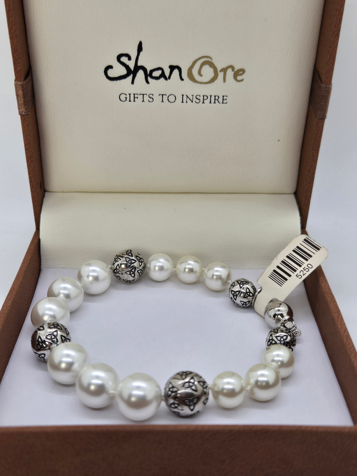 NWT Shanore Celtic Trinity Knot White Pearl Bracelet Silver Spacers