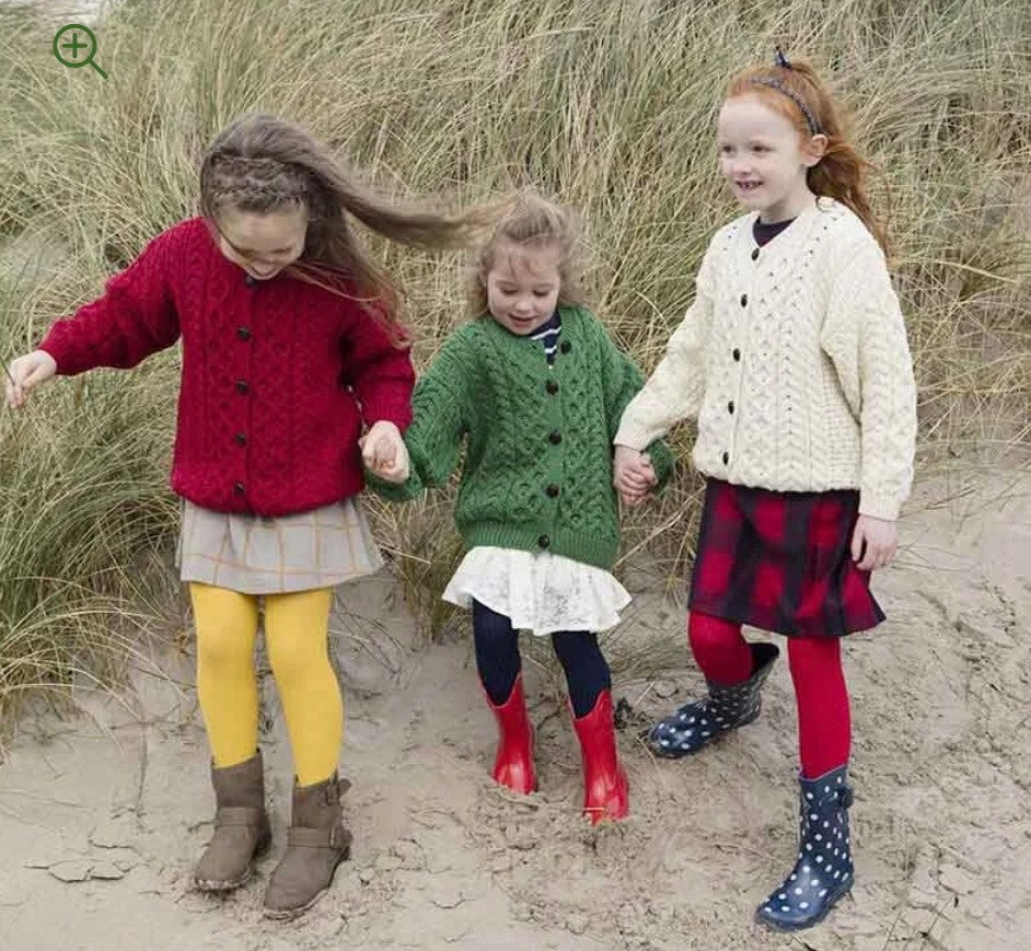 Carraig Donn Kids Merino Wool Aran Cardigan Green Size Medium (5-6 Years) NWT